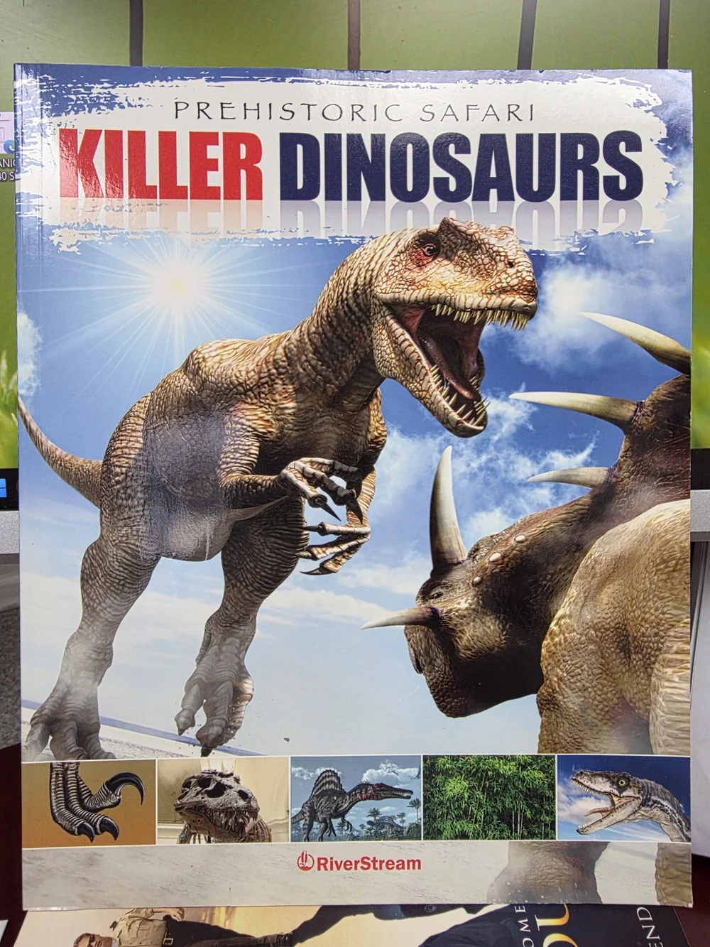 Prehistoric Safari: Killer Dinosaurs / Giant Dinosaurs Flip Book Paperback - Riv